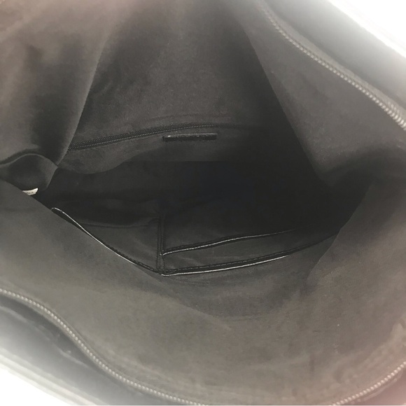 Vegan Leather Convertible Crossbody Fold Over Handbag - Picture 10 of 13